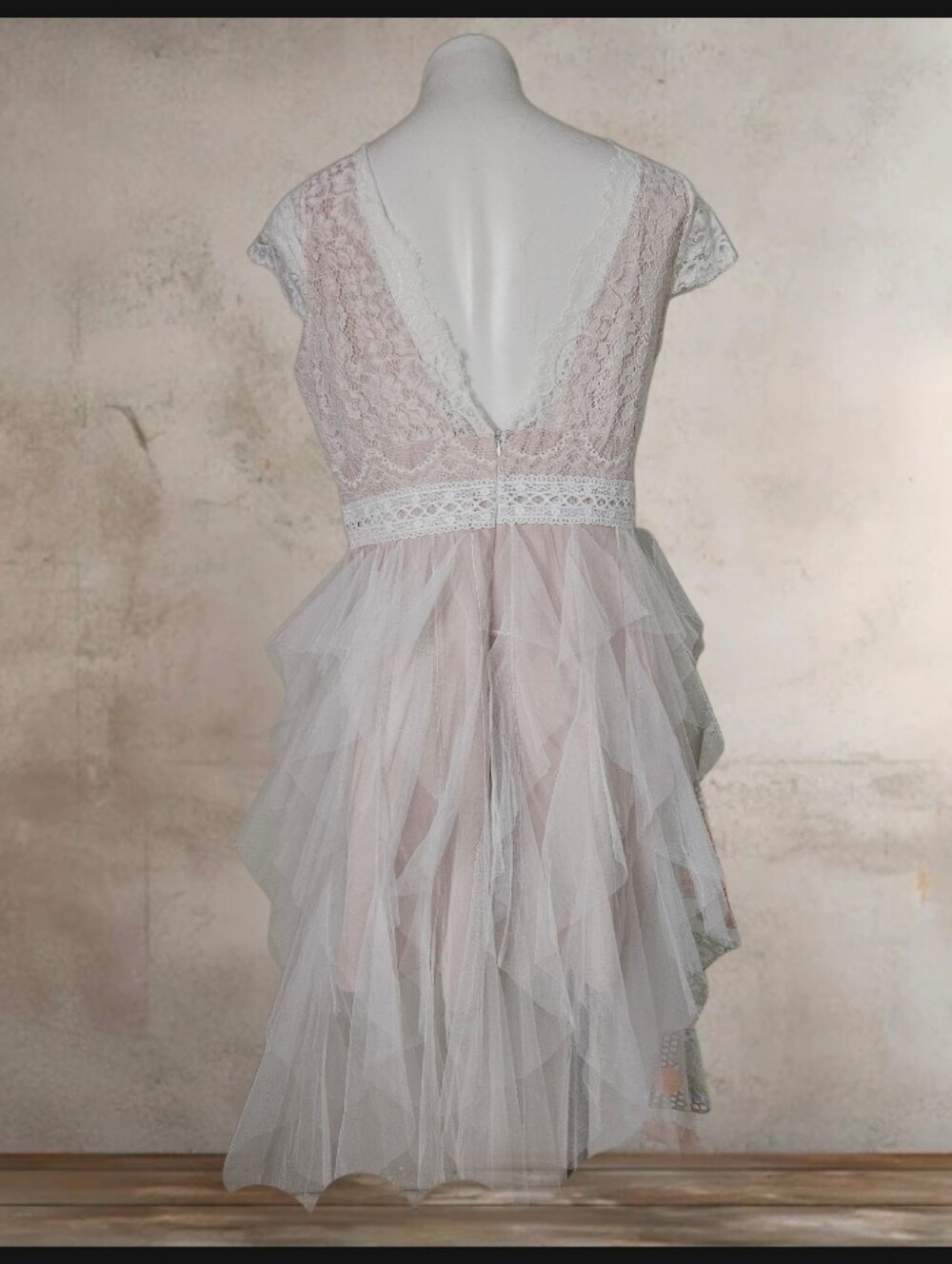 Women's Ruched Waist Ruffle Mini Dress - Picture 5 of 9